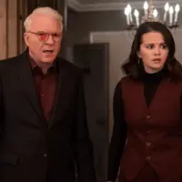 e_onlymurdersinthebuilding_090925690438