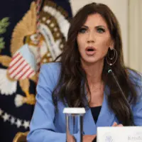getty_kristinoem_10152526240