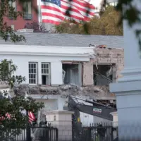 getty_whitehouse_102325186209