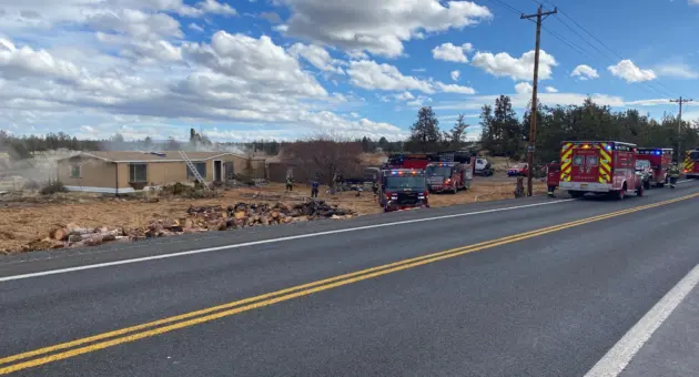 deschutes_market_rd_house_fire_photo_2025-11-05