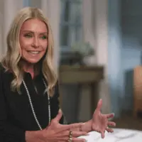 e_kellyripa_111125114236