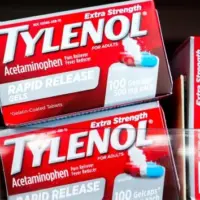 getty_tylenol_112125982178