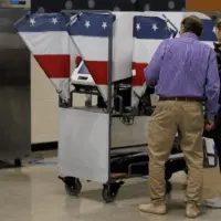 getty_scotus201209764290