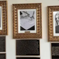 news_trumpportrait_121725378071