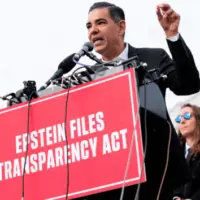 news_robertgarcia_12192554434