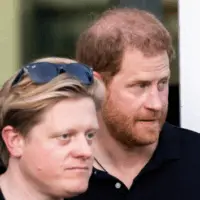 gma_jamesholt_122925343456