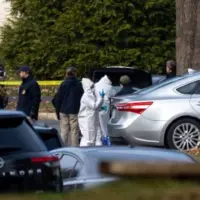 getty_fbipipebombersearch_123025976521