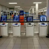 gettyflights0105930813