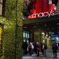 getty_macys_010726660440