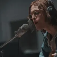 m_dickinsonaslennonbeatlesfilm_021226230837