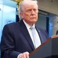 g_trump_040726885249