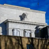 g_fedreserve_041526535480