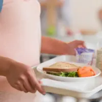 gettyrf_81222_schoollunch716510