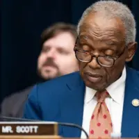 getty_davidscott_042226675277