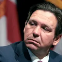 news_desantis_42826678980