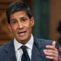 getty_kevinwarsh_042926438636