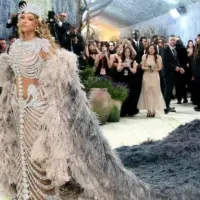 getty_beyoncemet_050426505888