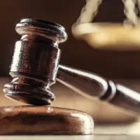 news_gavel_5526378748