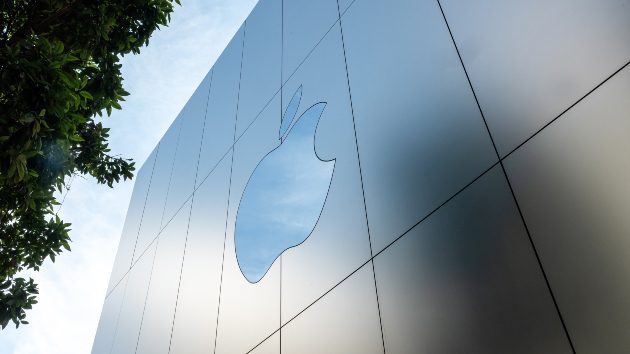 Apple’s 0 million class-action settlement paves way for payouts to iPhone owners | MyCentralOregon.com