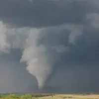 gettyrf_tornado_050726321855