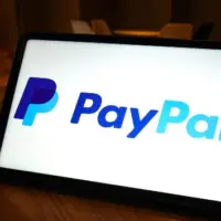 getty_paypal_051226713217