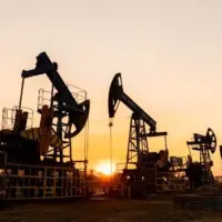 gettyrf_oilpumps_070826912157