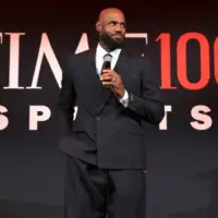 getty_lebronjames_081126220958