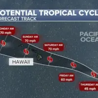 abcnews_cyclonetracker_081326534269