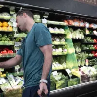 getty_grocerystore_101526681315