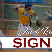richardson_signing_with_evansville_otters_7_16_18_
