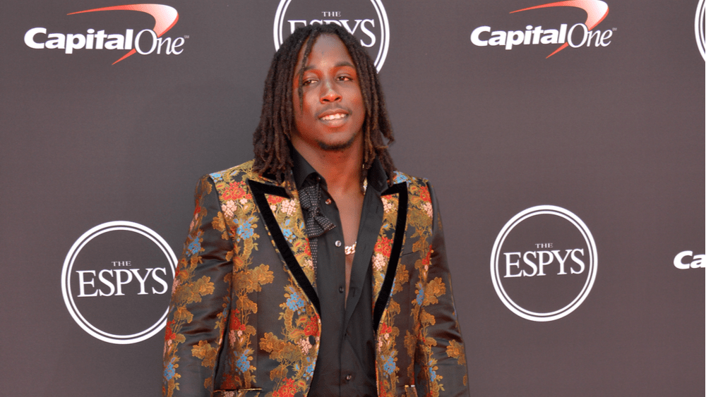 Cleveland Browns RB Kareem Hunt to miss at least one month with calf injury - Vimarsana News