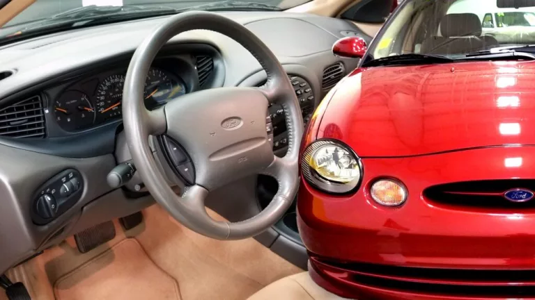 1996-ford-taurus-shofffffedff-1024x576482337-1