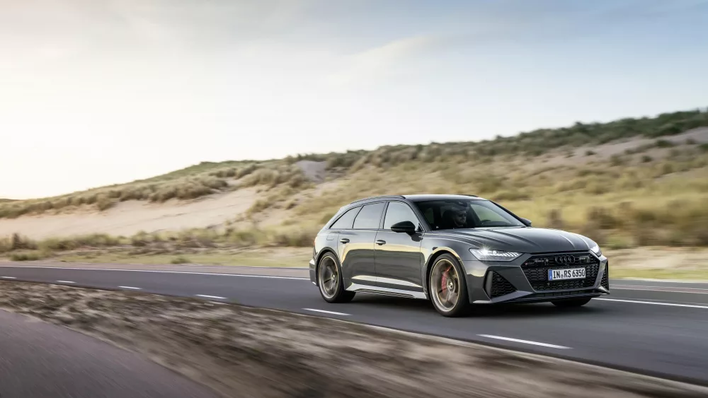 2024-audi-rs6-performance-motion-front-2-1669663114-2