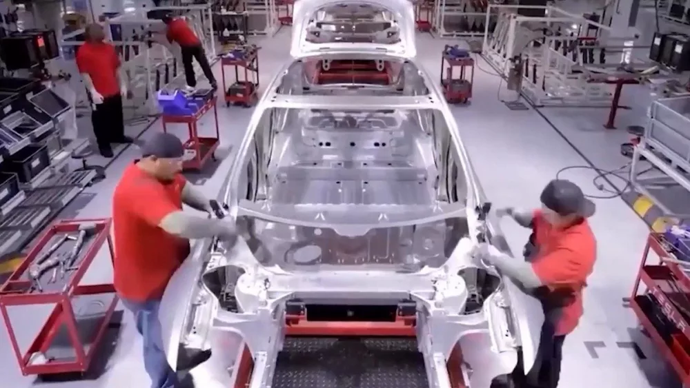 tesla-cybertruck-production796195