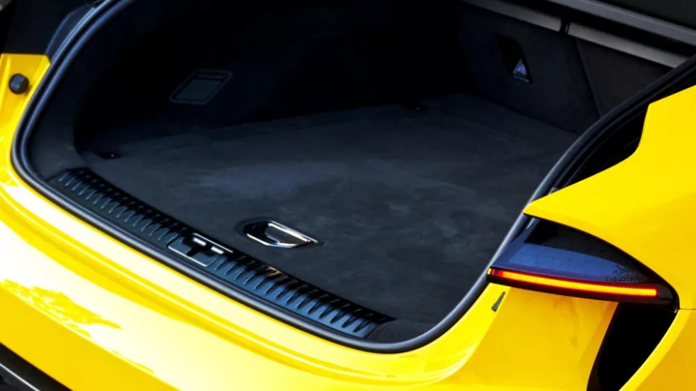 lotus_emeya_exterior_boot_020724-copy-1024x576987283-1