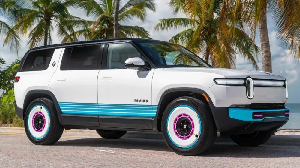 rivian-r1s-miami-1024x576877478-1