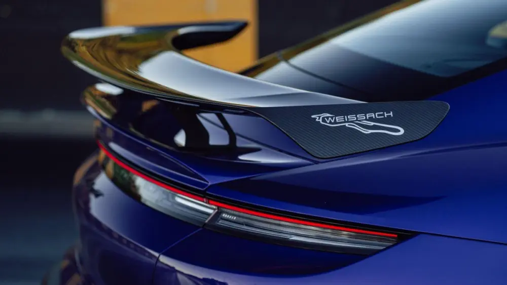 taycan-turbo-gt-with-weissach-package-rear-wing888917