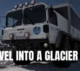 explore-icelands-ice-caves-with-into-the-glacier980695