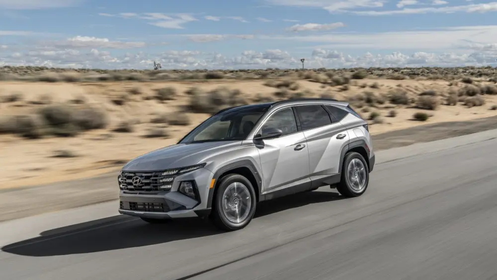 2025-hyundai-tucson-phev887004