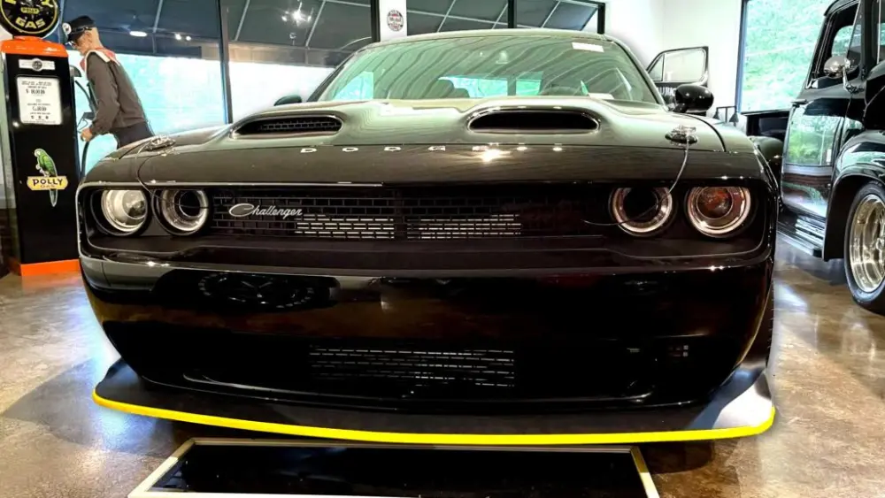 2023_dodge_challenger-srt-hellcat-redeye-widebody-jailbreak-last-call_img_2776-96294-scaled-copy-1024x576428912-1