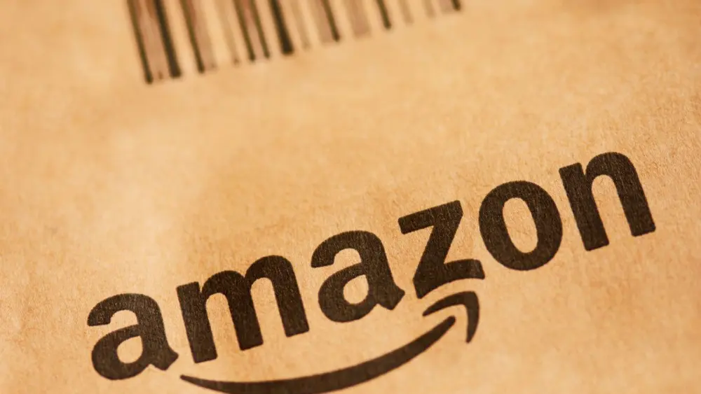 londonengland-july-18-in-this-photo-illustration-a-amazon-prime-package-on-july-18-2025-in-london-england-photo-by-peter-dazeleygetty-images-stockpack-gettyimages30000