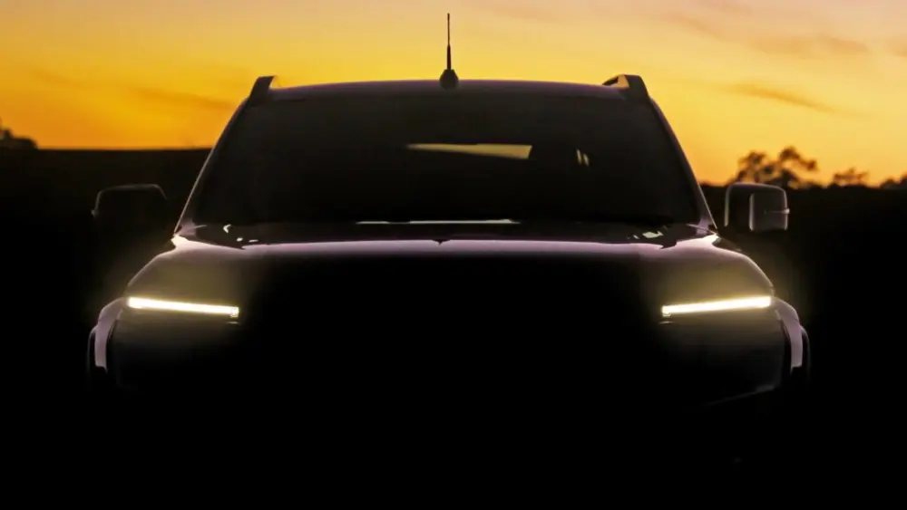 new-nissan-navara-to-debut-in-oceania-_teaser-1-copy1-1024x576734184-1