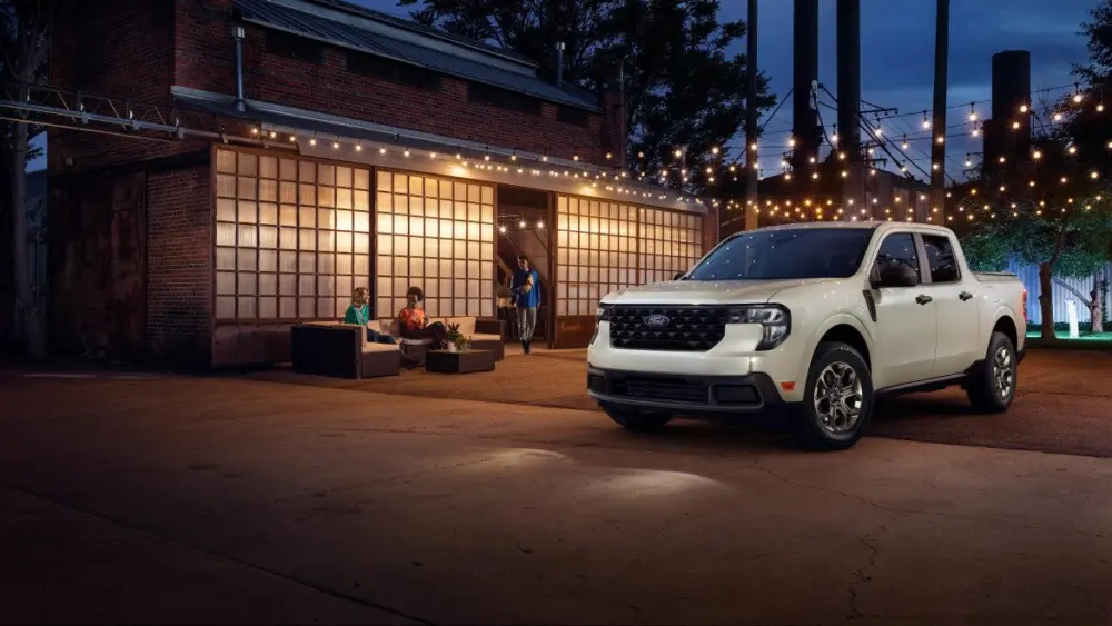 2025-ford-maverick530301