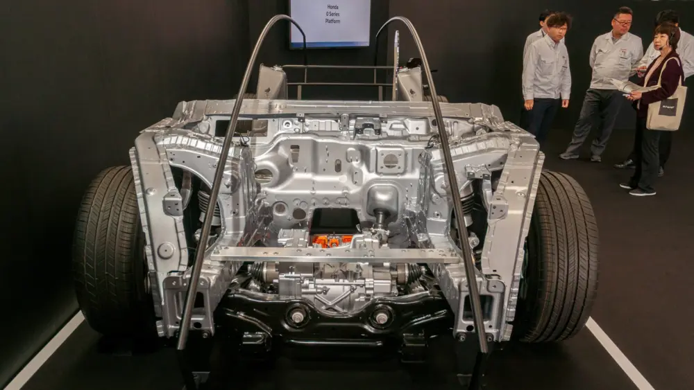 untitled-0040-e1762436344140477929