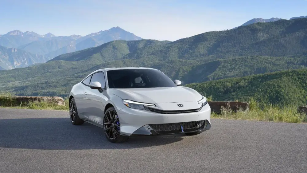 2026-honda-prelude-front-3-4-mountains614666