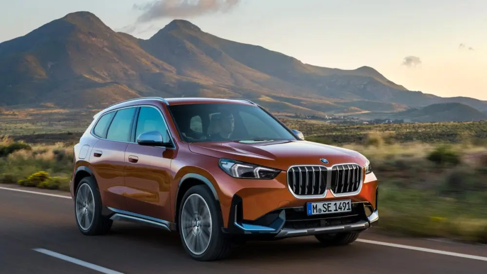 bmw-x1412881