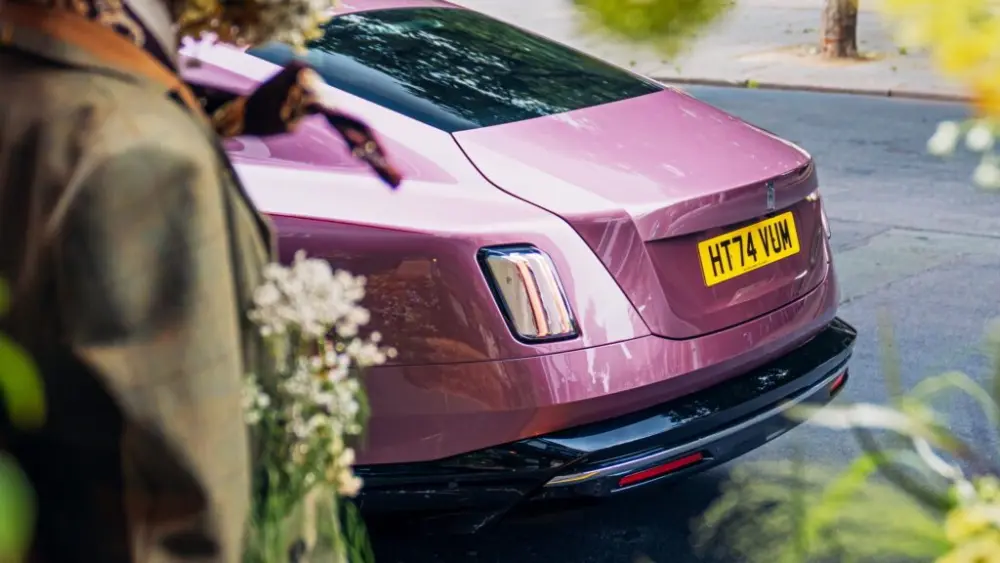 rolls-royce-spectre-main-1-1024x576321159-1