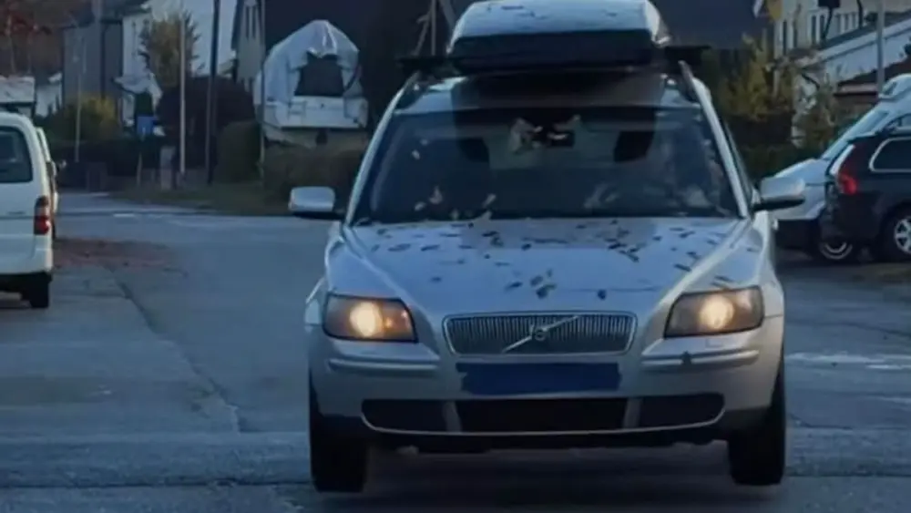 1_20251111_103459_0000967221