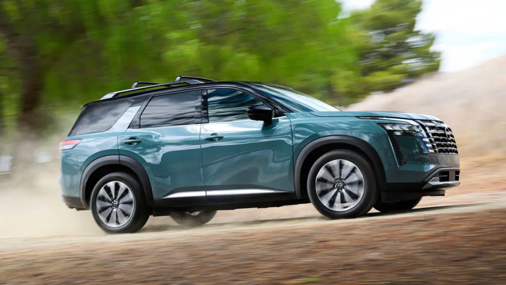 my26-nissan-pathfinder-3b-copy370092