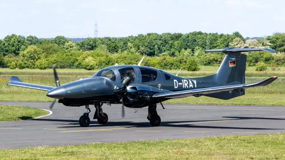 l-intro-1762798588420591